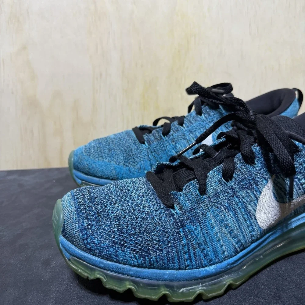 NIKE 2015 AIR MAX FLYKNIT BLUE LAGOON AND BLACK SIZE 11.5 MEN